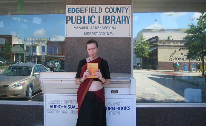 Jillian Hoy as a Hindu preistess